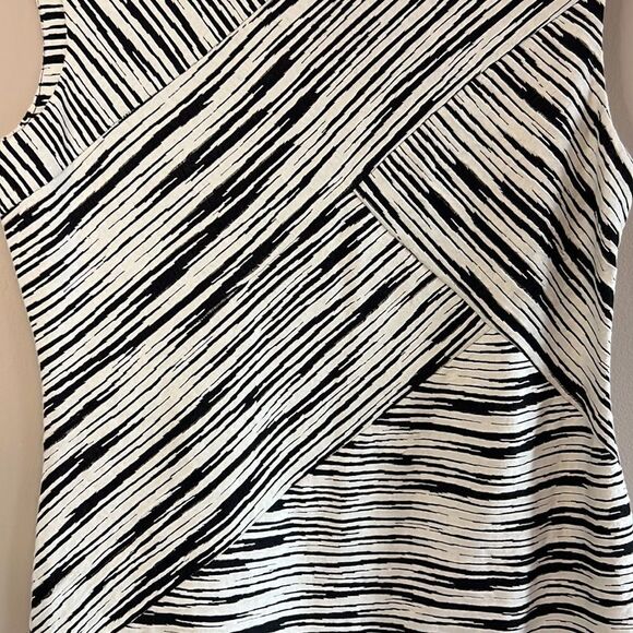 Calvin Klein Black & White Criss Cross Stripes Dress - Size 12 - Picture 6 of 11